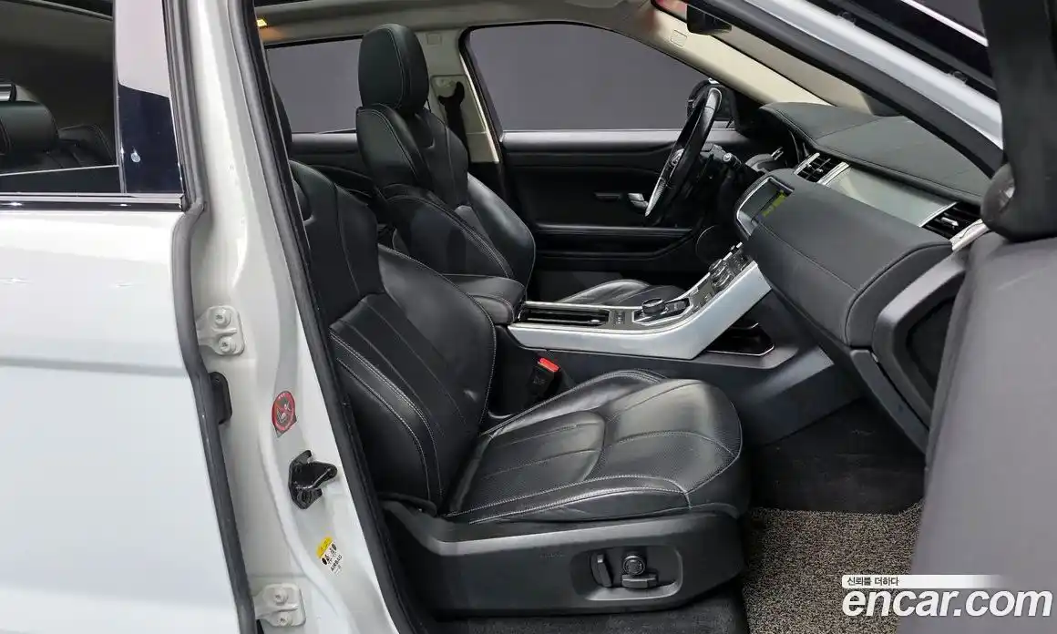 Land Rover Range-Rover Evoque 2017 2.0 Автомат в Москве № 166284, фото 10