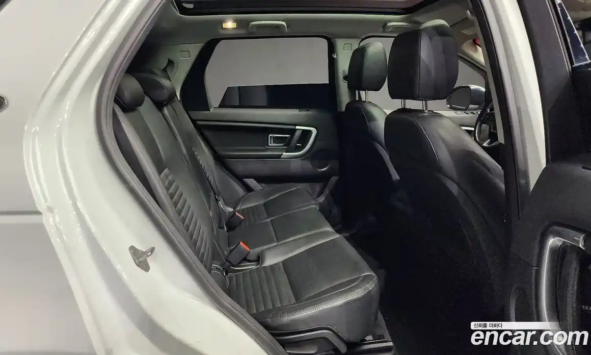 Land Rover Discovery Sport 2018 2.0 Автомат в Москве № 166682, фото 11