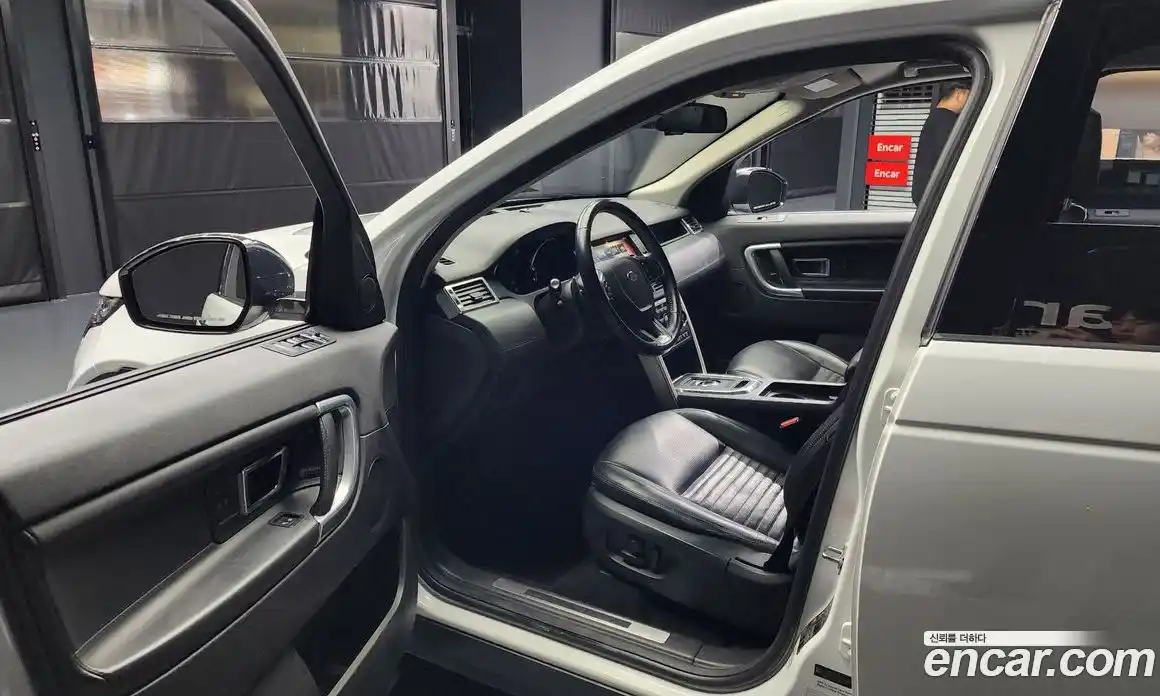 Land Rover Discovery Sport 2018 2.0 Автомат в Москве № 166682, фото 10