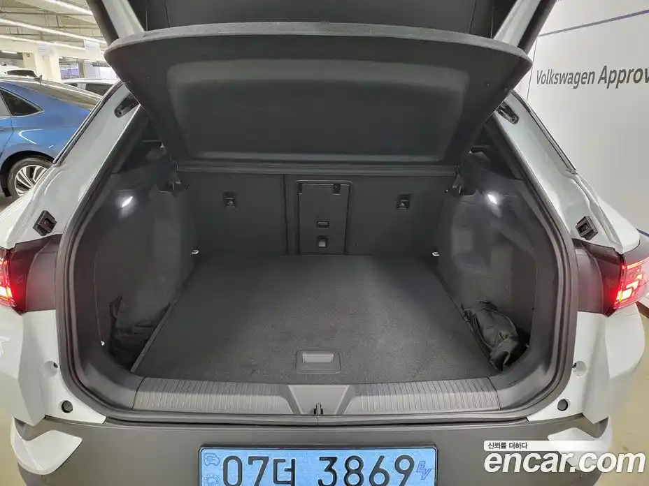 Volkswagen ID.4 2025 0.2 Автомат в Москве № 169134, фото 18