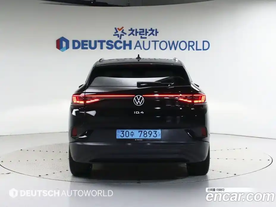 Volkswagen ID.4 2023 1.0 Автомат в Москве № 169137, фото 4