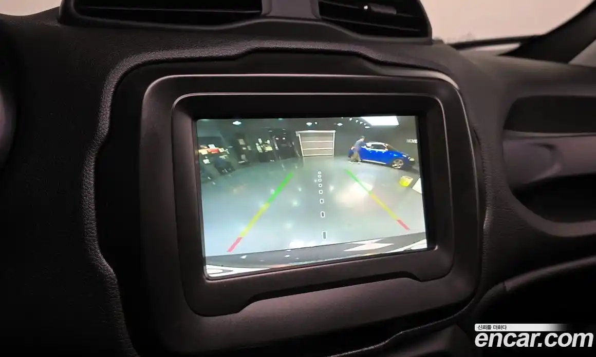 Jeep Renegade 2021 2.4 Автомат в Москве № 169462, фото 16