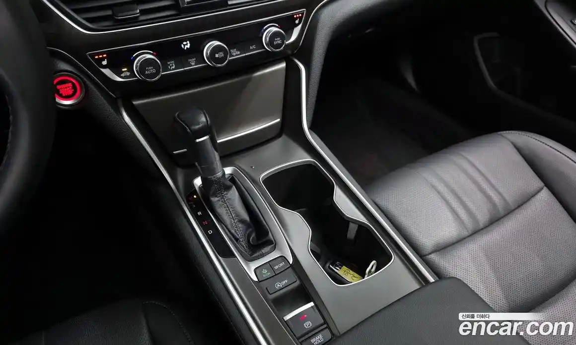 Honda Accord 2021 1.5 Автомат в Москве № 170469, фото 9