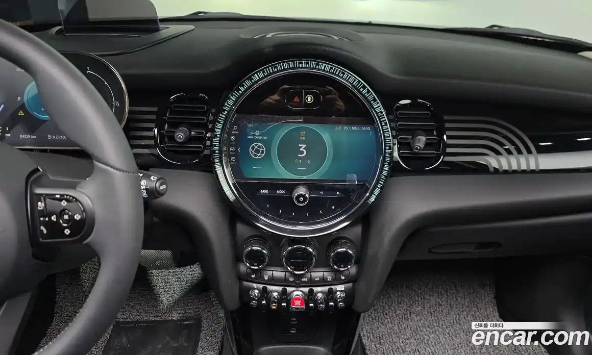 Mini Cooper 2023 2.0 Автомат в Москве № 172229, фото 15