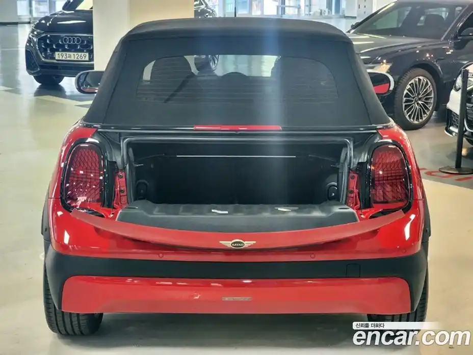 Mini Cooper Convertible 2025 2.0 Автомат в Москве № 172232, фото 20