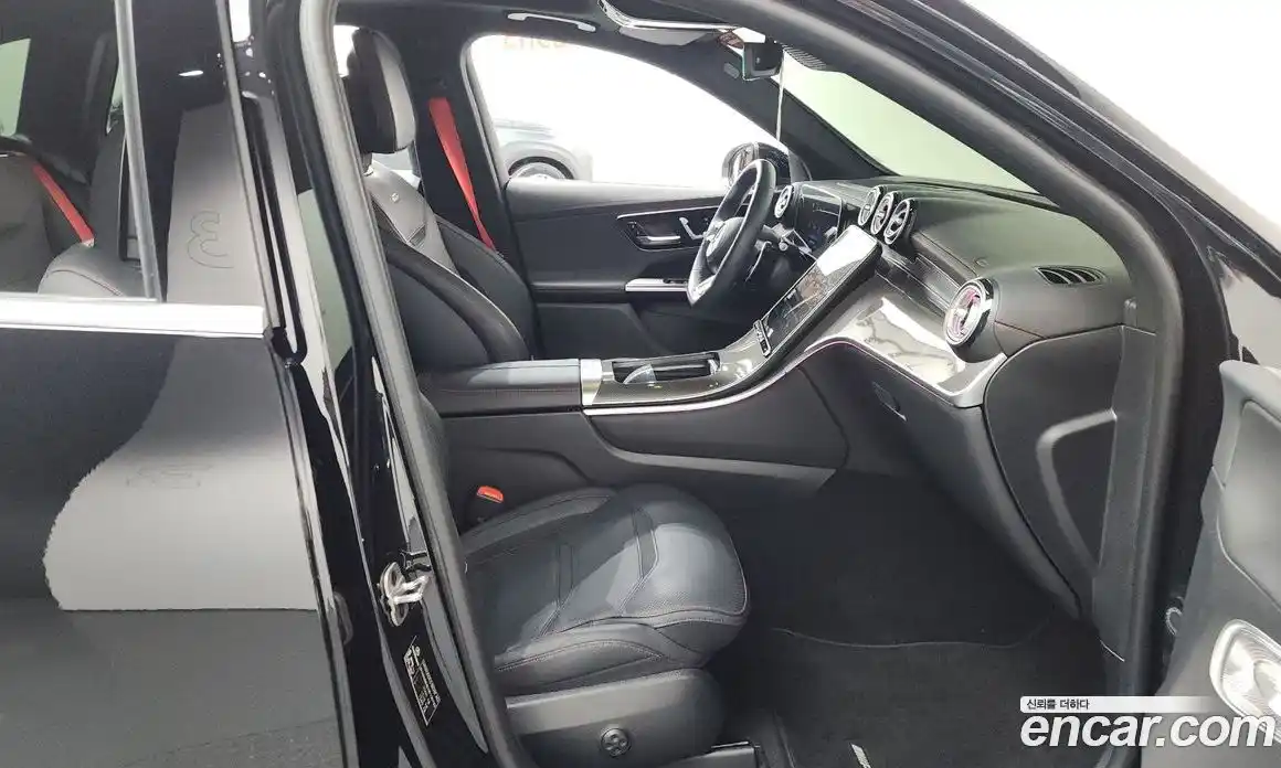 Mercedes-Benz GLC-Class 2024 2.0 Автомат в Москве № 175618, фото 11