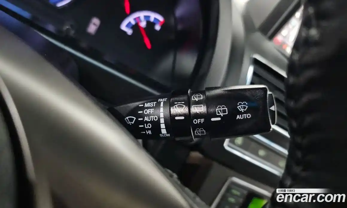 SsangYong Rexton 2015 2.0 Автомат в Москве № 182219, фото 12