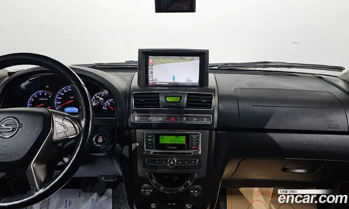 SsangYong Rexton 2015 2.0 Автомат в Москве № 182219, фото 15