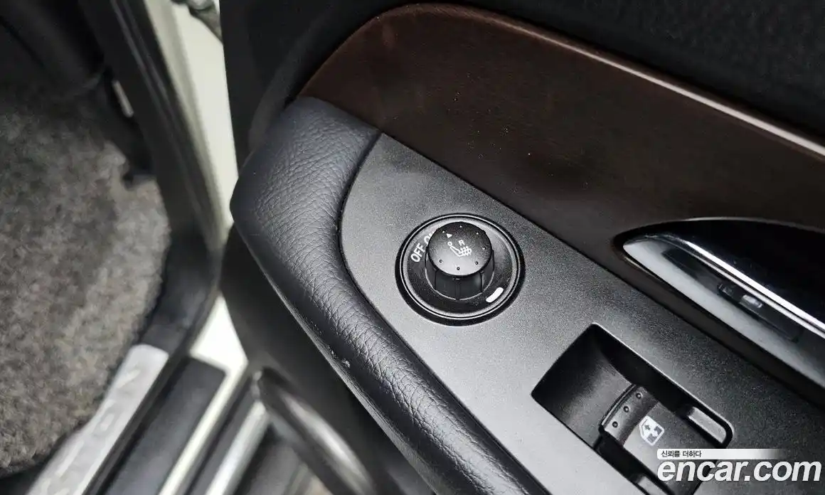 SsangYong Rexton 2015 2.0 Автомат в Москве № 182219, фото 19