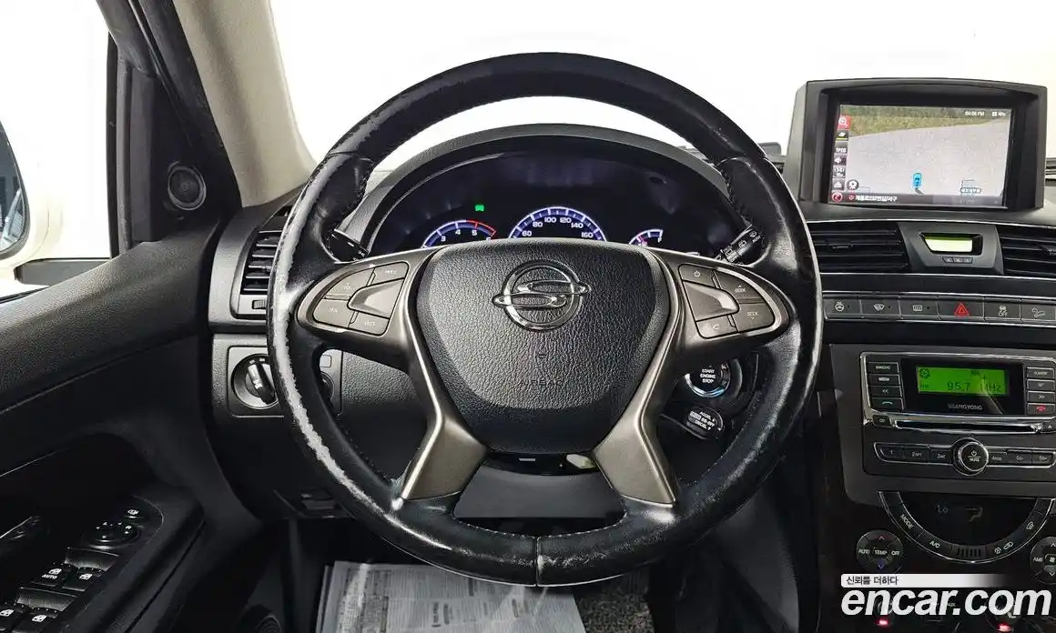 SsangYong Rexton 2015 2.0 Автомат в Москве № 182219, фото 4