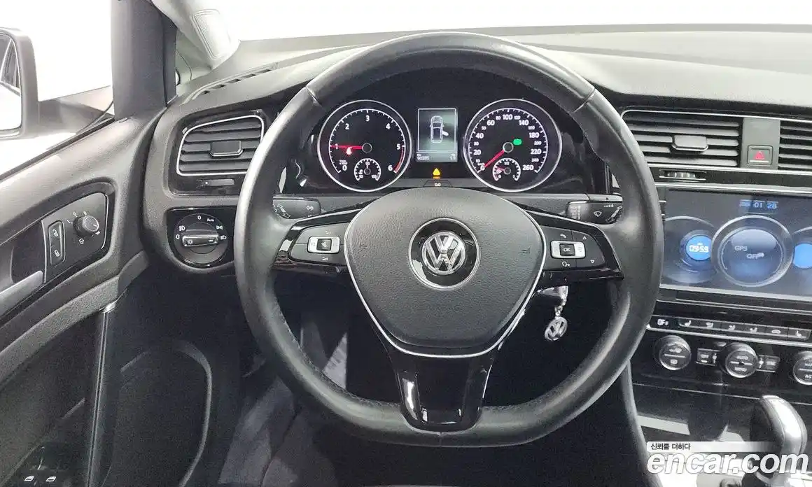 Volkswagen Golf 2015 2.0 Автомат в Москве № 186073, фото 16