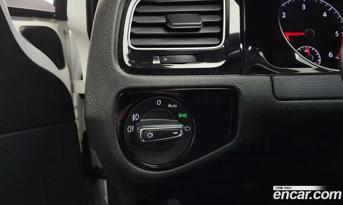 Volkswagen Golf 2015 2.0 Автомат в Москве № 186073, фото 8