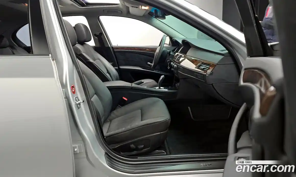 BMW 5-Series 2008 3.0 Автомат в Москве № 189147, фото 17