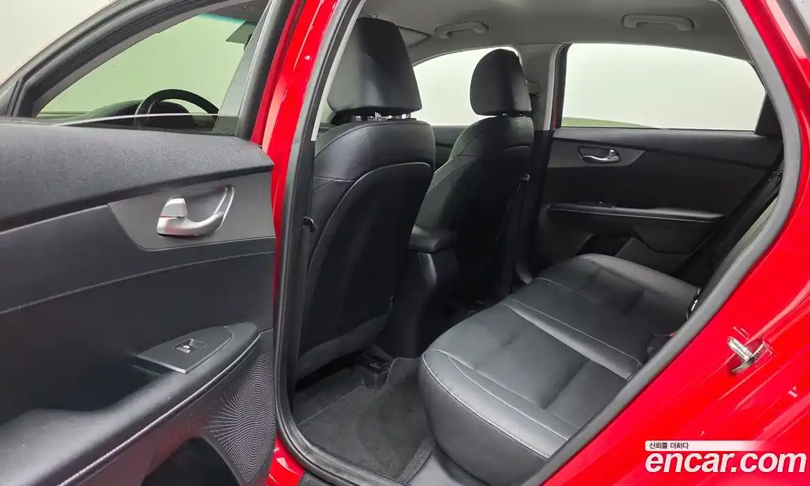 Kia K3 2019 1.6 Автомат в Москве № 19112, фото 4