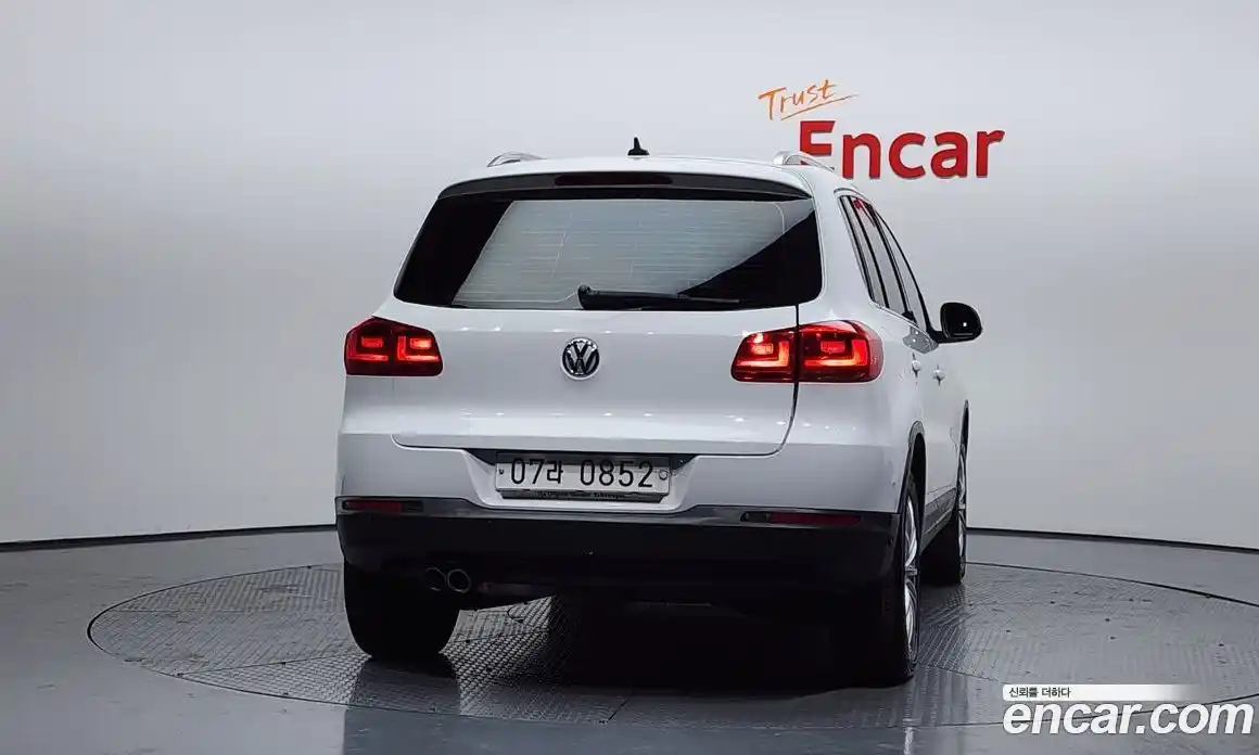 Volkswagen Tiguan 2016 2.0 Автомат в Москве № 193331, фото 11