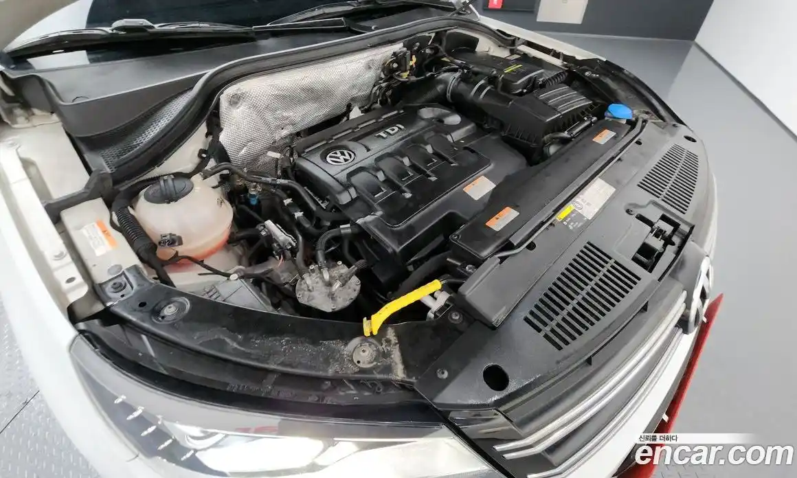 Volkswagen Tiguan 2016 2.0 Автомат в Москве № 193331, фото 9