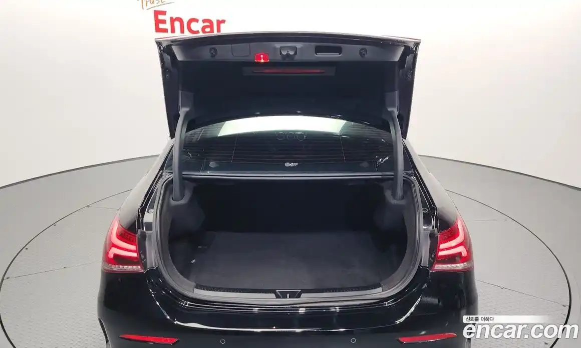 Mercedes-Benz A-Class 2021 2.0 Автомат в Москве № 194296, фото 20