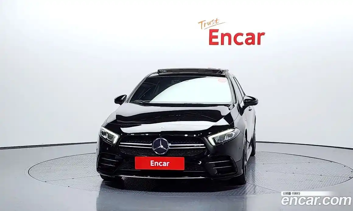 Mercedes-Benz A-Class 2021 2.0 Автомат в Москве № 194296, фото 3