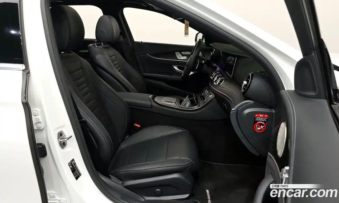 Mercedes-Benz E-Class 2022 1.9 Автомат в Москве № 194316, фото 11