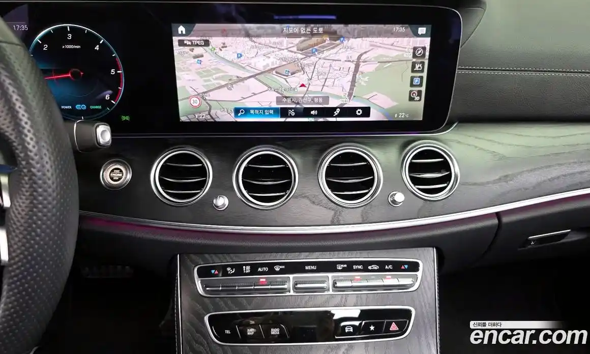 Mercedes-Benz E-Class 2022 1.9 Автомат в Москве № 194316, фото 14