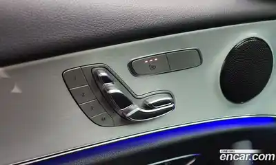 Mercedes-Benz E-Class 2021 2.0 Автомат в Москве № 194328, миниатюра 6