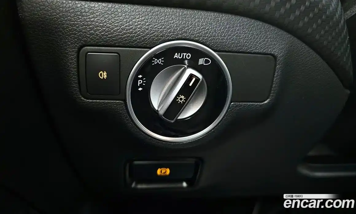 Mercedes-Benz A-Class 2018 2.0 Автомат в Москве № 194405, фото 16