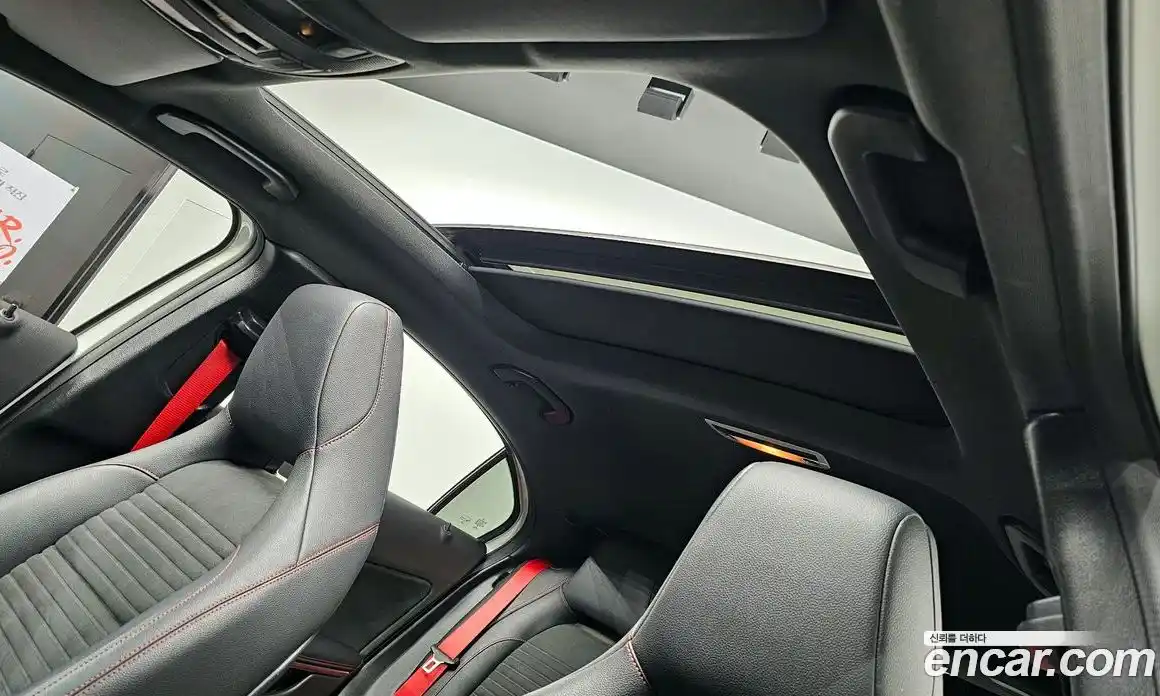 Mercedes-Benz A-Class 2018 2.0 Автомат в Москве № 194405, фото 19