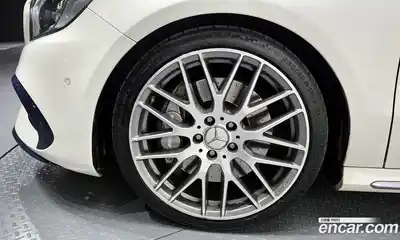 Mercedes-Benz A-Class 2018 2.0 Автомат в Москве № 194405, миниатюра 5