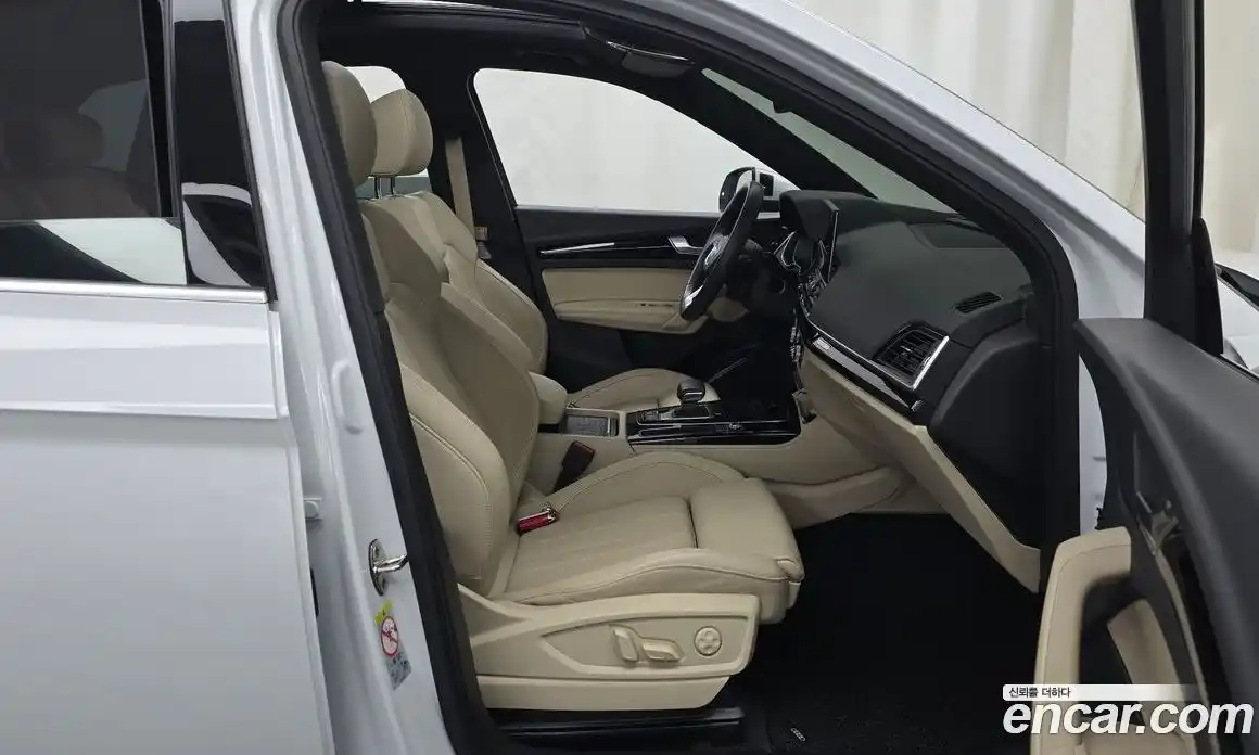 Audi Q5 2021 2.0 Автомат в Москве № 196138, фото 11