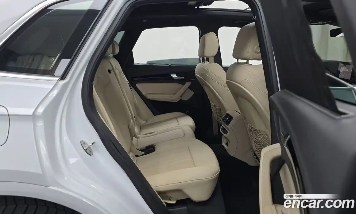 Audi Q5 2021 2.0 Автомат в Москве № 196138, фото 12