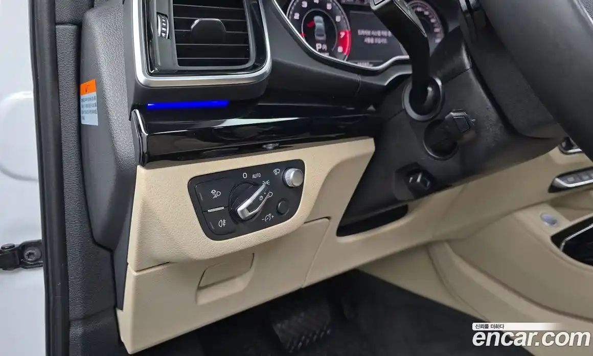 Audi Q5 2021 2.0 Автомат в Москве № 196138, фото 16