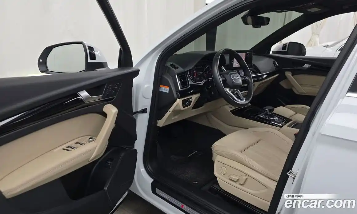 Audi Q5 2021 2.0 Автомат в Москве № 196138, фото 10