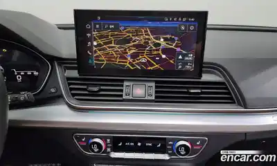 Audi Q5 2023 2.0 Автомат в Москве № 196184, миниатюра 12