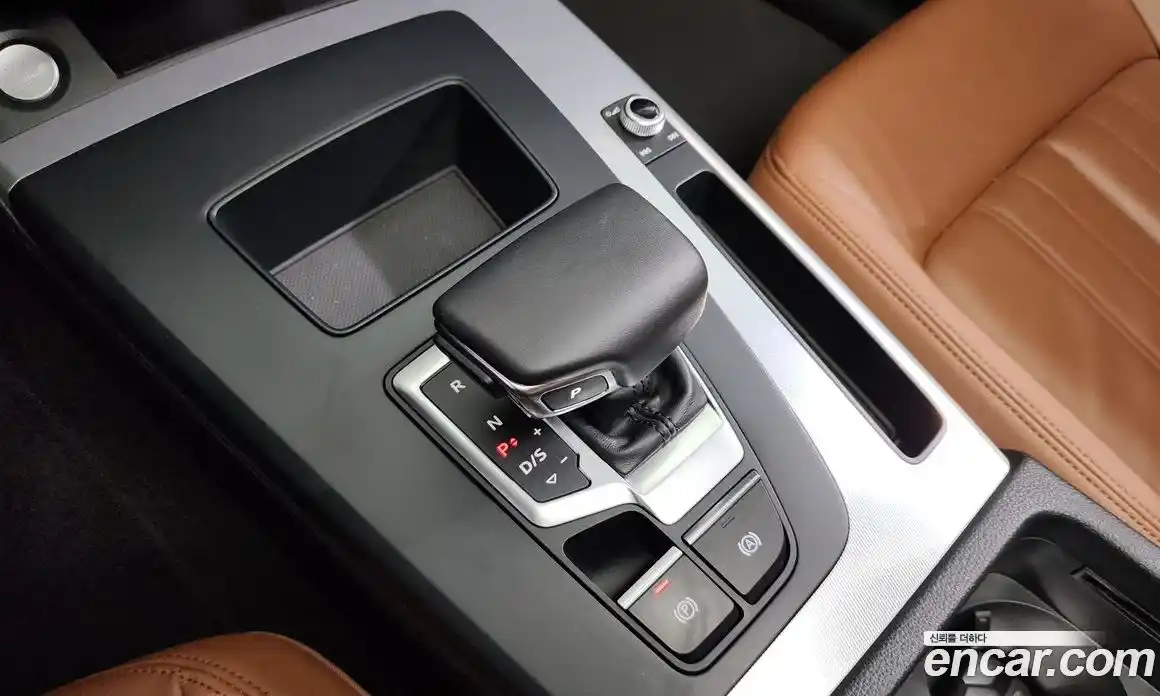 Audi Q5 2023 2.0 Автомат в Москве № 196184, фото 5