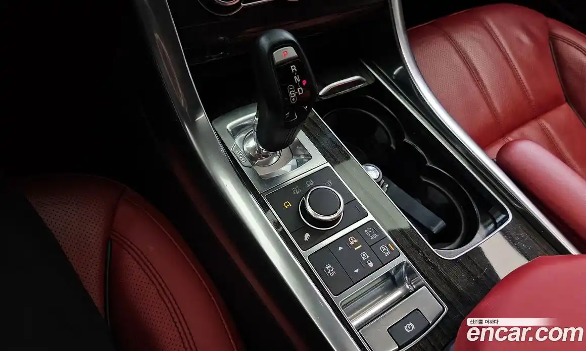 Land Rover Range-Rover Sport 2016 3.0 Автомат в Москве № 198196, фото 17