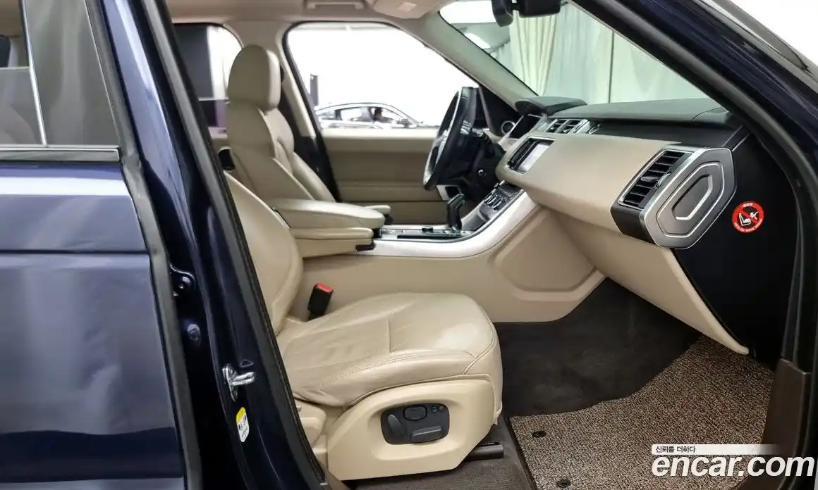 Land Rover Range-Rover Sport 2014 3.0 Автомат в Москве № 198289, фото 11