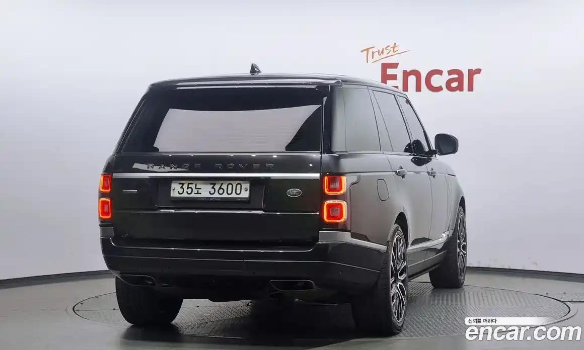 Land Rover Range-Rover 2019 4.4 Автомат в Москве № 198311, фото 4