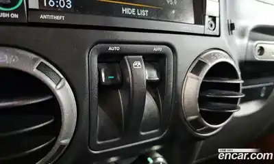 Jeep Wrangler 2014 3.6 Автомат в Москве № 199270, миниатюра 7