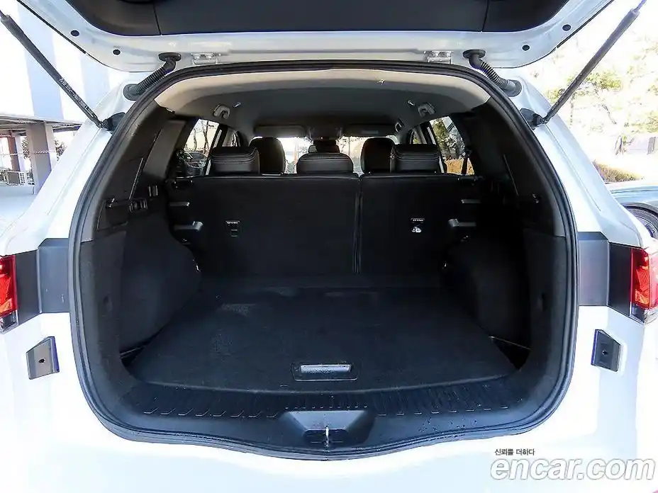 Renault QM6 2023 2.0 Автомат в Москве № 209905, фото 18