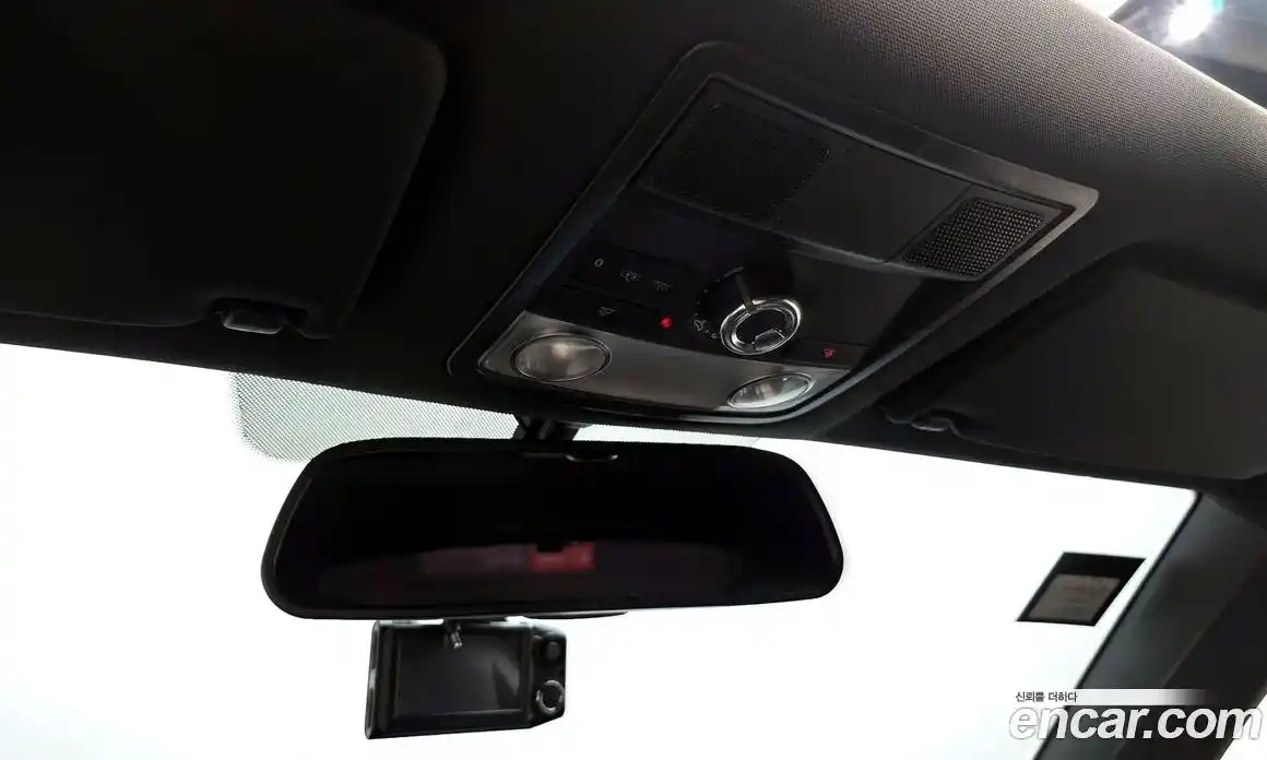 Volkswagen Beatle 2015 2.0 Автомат в Москве № 211758, фото 12