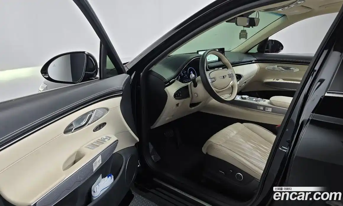 Genesis GV70 2023 2.5 Автомат в Москве № 21202, фото 3