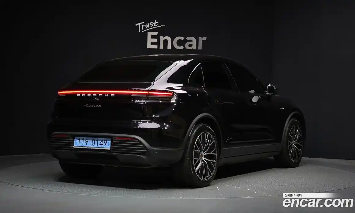 Porsche Macan 2025 0.2 Автомат в Москве № 213026, фото 18