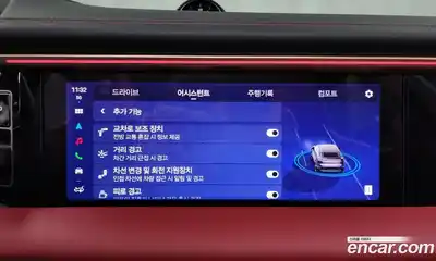 Porsche Macan 2025 0.2 Автомат в Москве № 213026, миниатюра 3