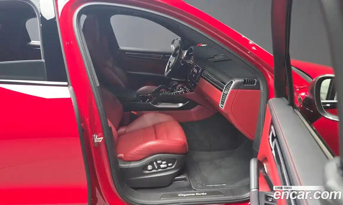 Porsche Cayenne 2021 4.0 Автомат в Москве № 213193, фото 20