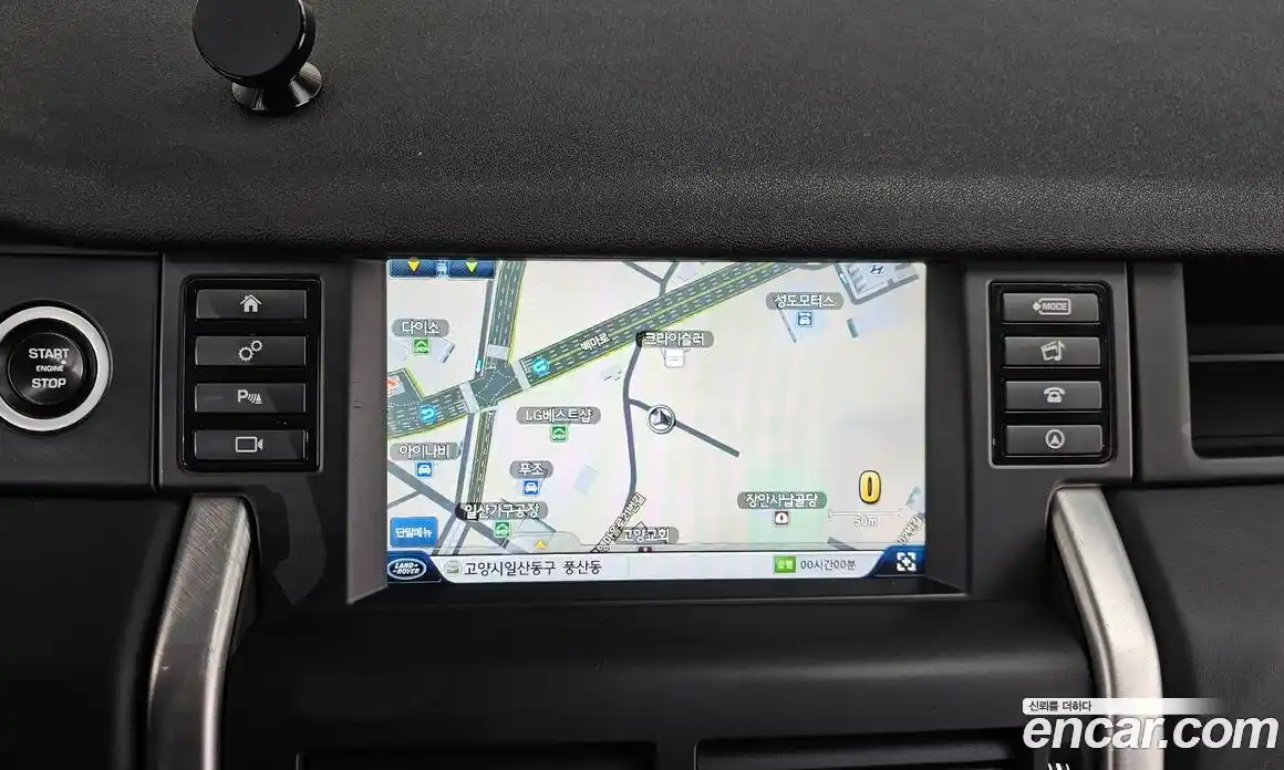 Land Rover Discovery Sport 2016 2.0 Автомат в Москве № 213553, фото 14