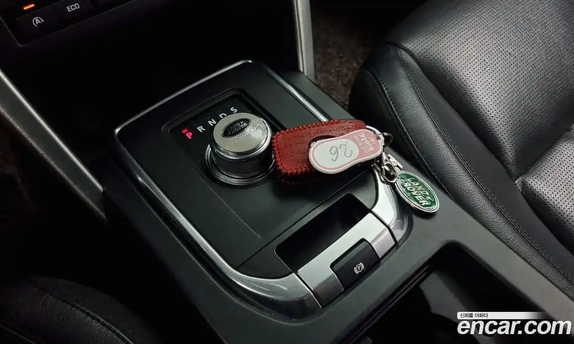 Land Rover Discovery Sport 2016 2.0 Автомат в Москве № 213723, фото 9