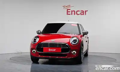 Mini Cooper 2020 1.5 Автомат в Москве № 214043, миниатюра 5