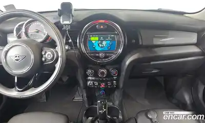 Mini Cooper 2020 1.5 Автомат в Москве № 214043, миниатюра 7