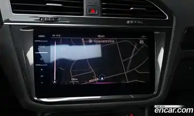 Volkswagen Tiguan 2023 2.0 Автомат в Москве № 215008, миниатюра 7