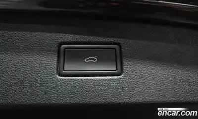 Volkswagen Tiguan 2023 2.0 Автомат в Москве № 215008, миниатюра 10